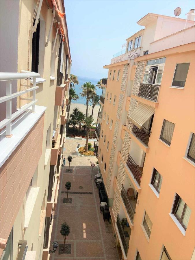 Victoria Home & Parking Estepona Bagian luar foto